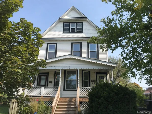 2698 15th St, Detroit, MI 48216
