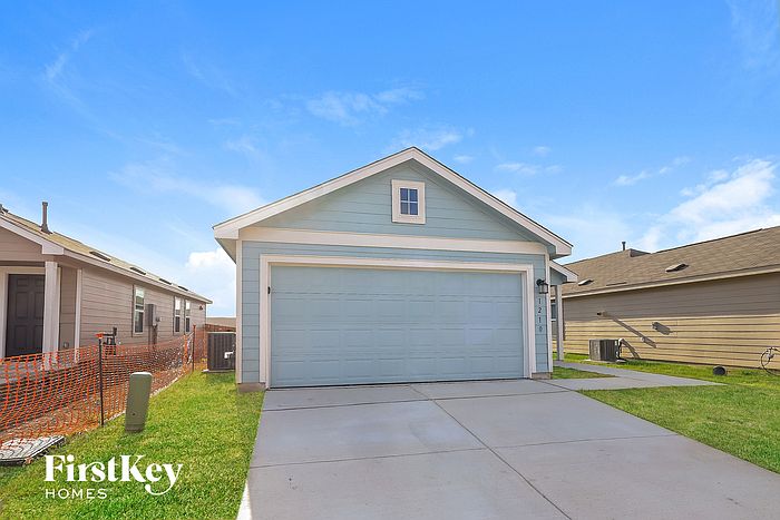 1st image of 1210 Kiskadee Way
