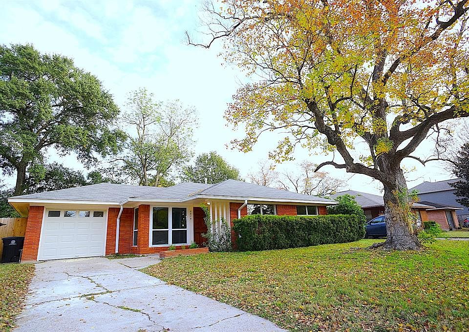 1st image of 4814 De Milo Dr
