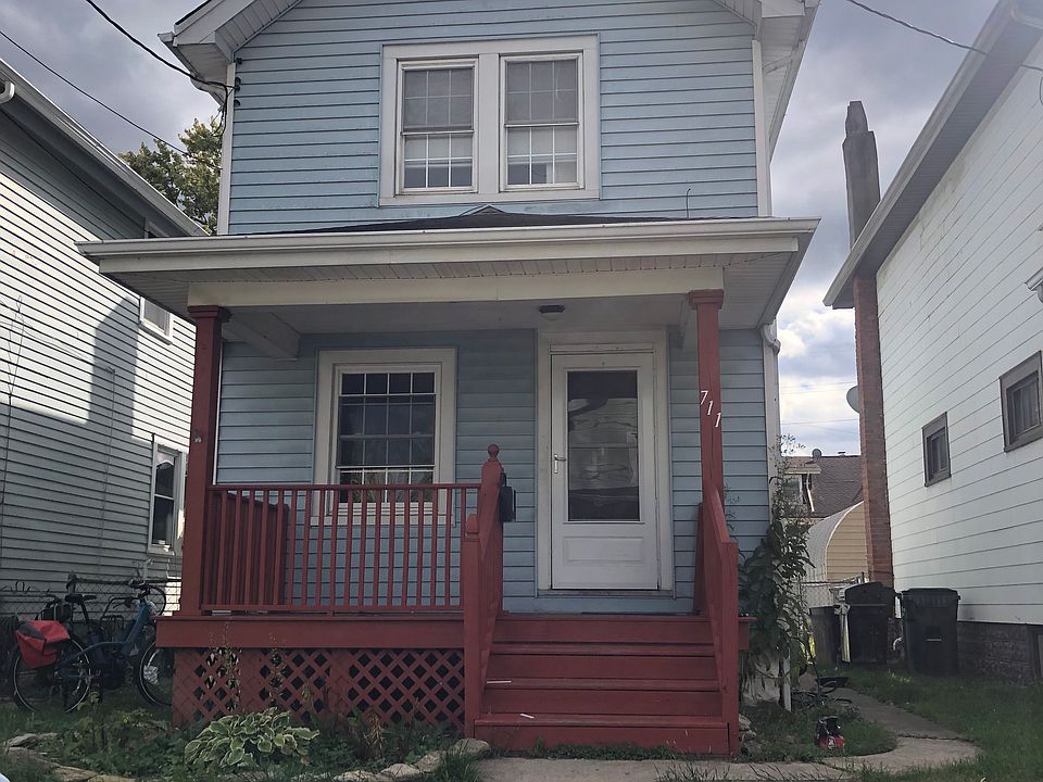 1st image of 711 Delmar Pl
