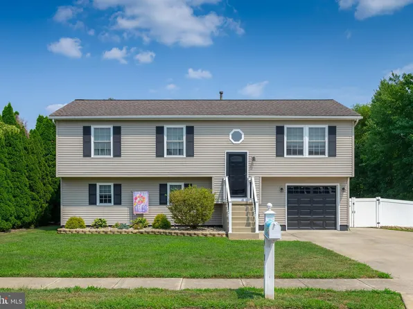 148 Center St, Gibbstown, NJ 08027