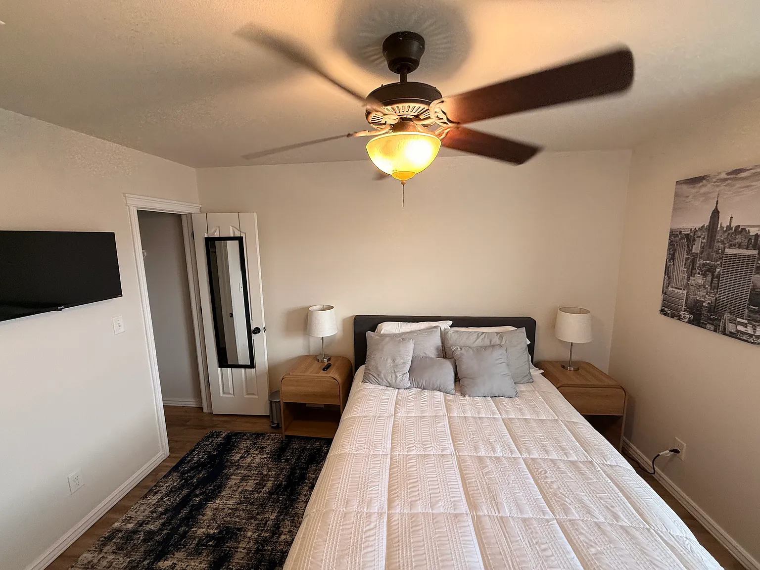 4 bed, 1970 sqft, $1,100 — Photo 2