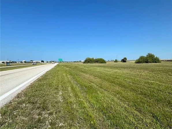 618 El Dorado Blvd N, Cape Coral, FL 33993