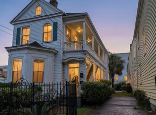 17 Charlotte St, Charleston, SC 29403