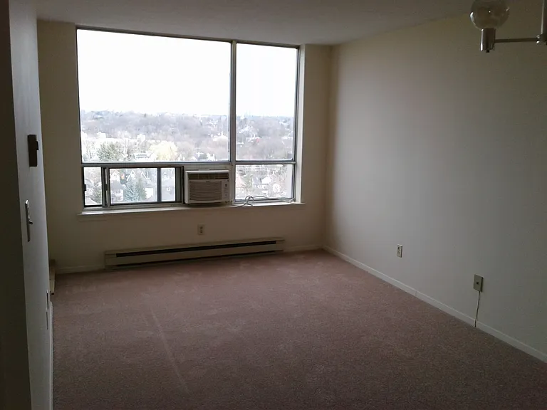 31 Tichester Rd — Photo 7