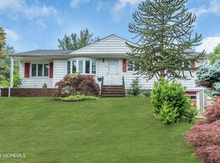 136 Evergreen Ter, New Monmouth, NJ 07748
