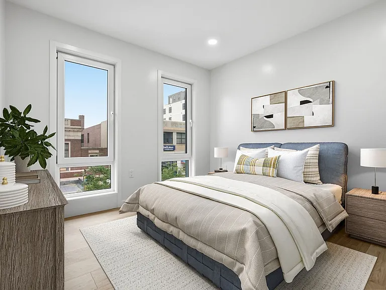 457 W Broadway #203 — Photo 6