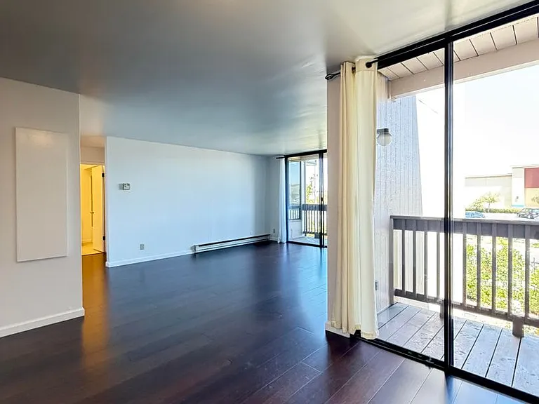 2101 Shoreline Dr #254 — Photo 9