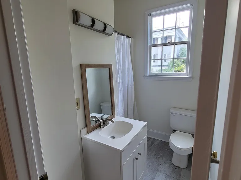 1256 Jefferson Ter #3 — Photo 3