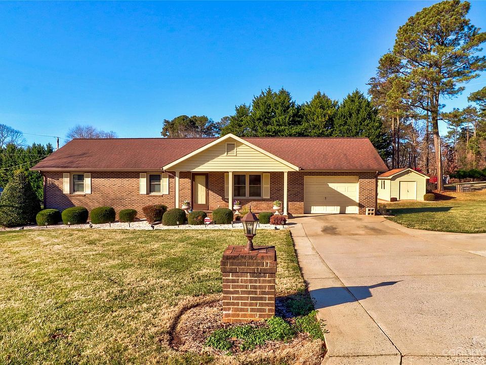 1st image of 112 Ethel Ln
