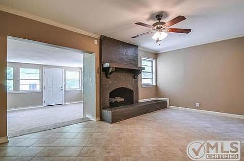 4th image of 1604 Juanita Dr