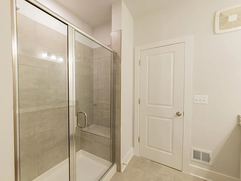 1105 N Lombardy St #A — Photo 38
