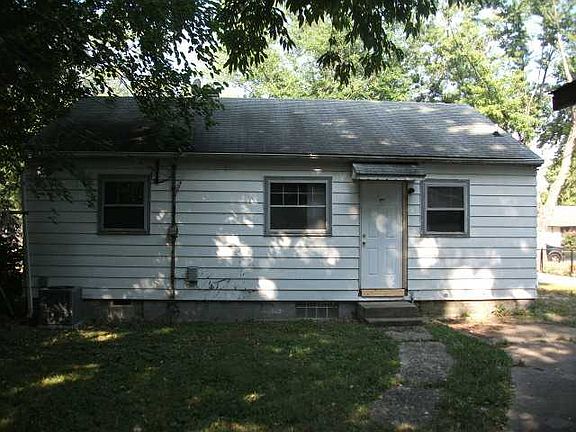 3rd image of 2005 N Moreland Ave