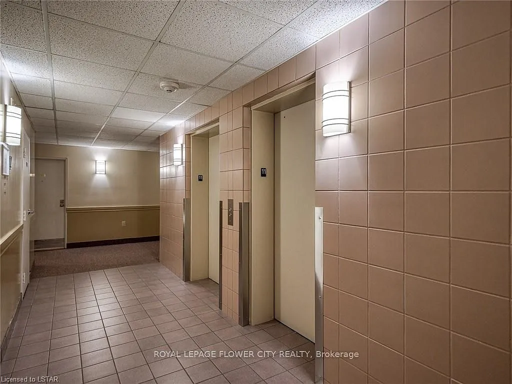 2 bed, $1,799 — Photo 4