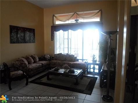 5th image of 16400 NW 13th St