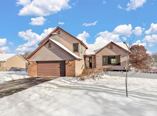 2161 Heron Ave N, Oakdale, MN 55128