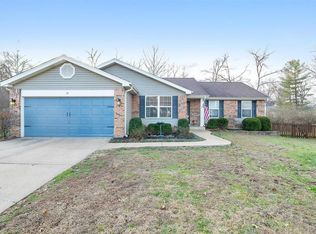 39 Gentle Ct, Fenton, MO 63026