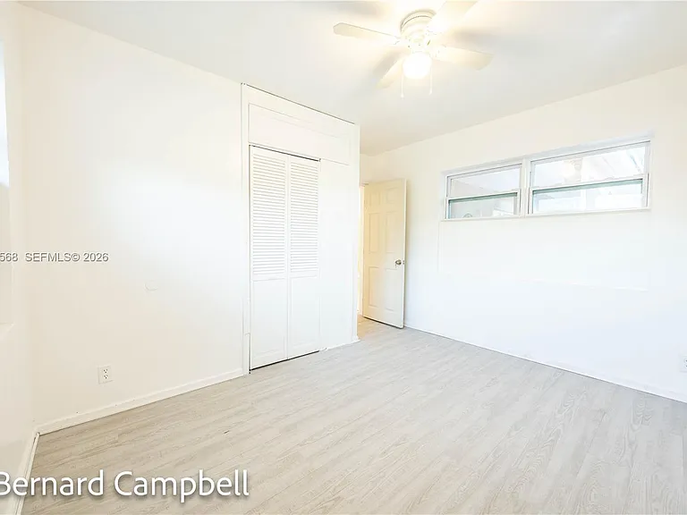 918 NW 13th Ct #1 — Photo 5