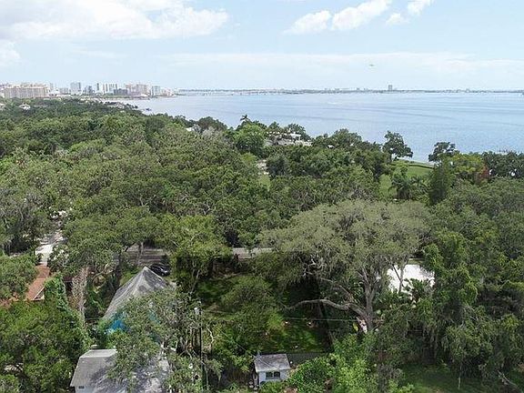 2nd image of 857 Indian Beach Dr