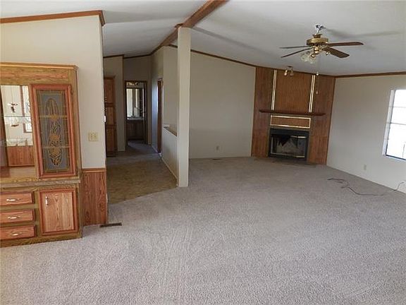 5th image of 110 Mesquite Dr