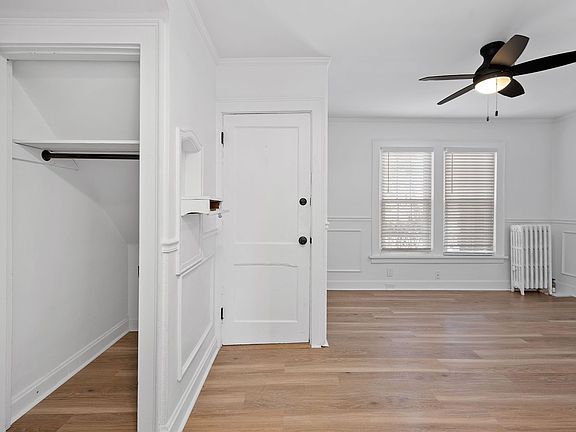 4th image of 4002 Blaney Ave Unit 2