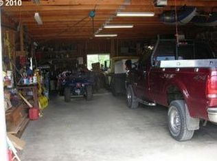 69286 Joshua Rd, North Bend, OR 97459