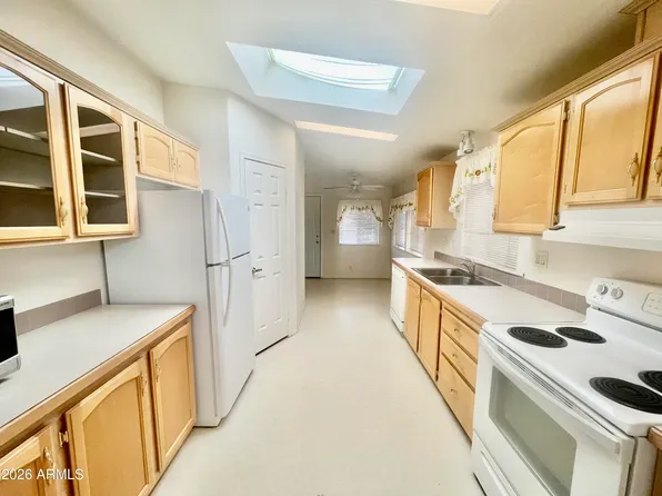 11596 W SIERRA DAWN Boulevard #30, Surprise, AZ 85378
