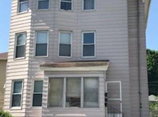 14 E Shelby St, Worcester, MA 01605