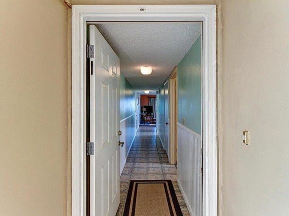 3rd image of 3150 S Fletcher Ave APT 106
