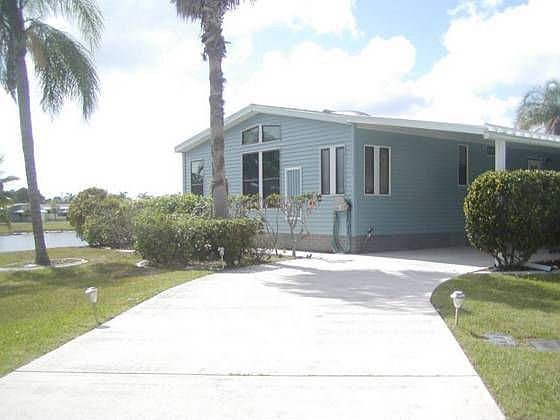 1st image of 8521 Leadtree Ct