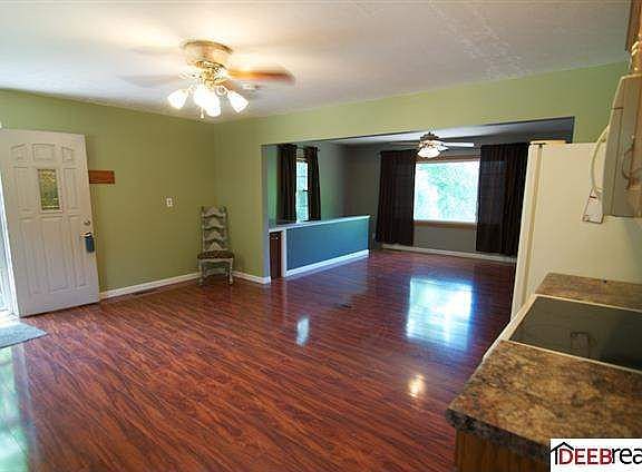 4th image of 710 Bellevue Blvd S