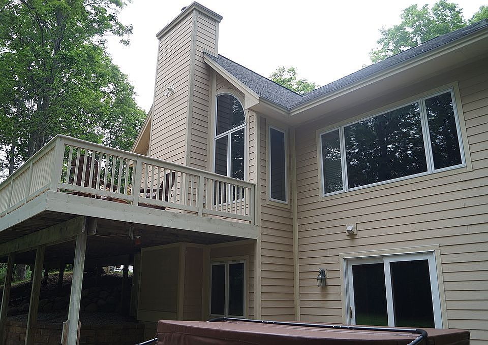 Large deck outside hot tub