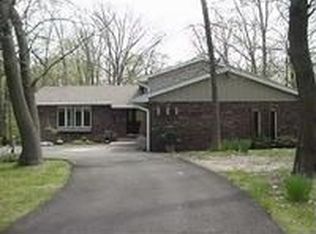 10951 Whitcomb St, Crown Point, IN 46307