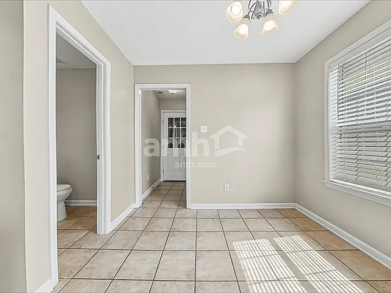 1400 Pendulum Dr N — Photo 5