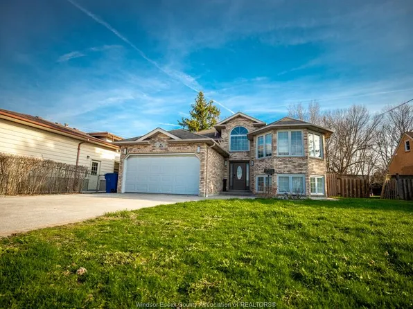 569 Cabana Rd E, Windsor, ON N9G 1A5