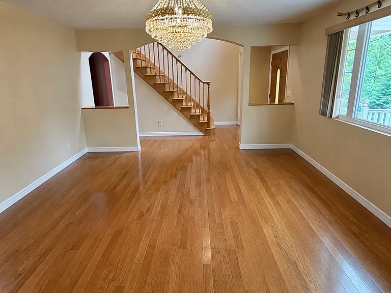 598 Cleveland Ave — Photo 8