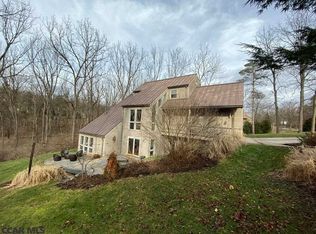 771 Walnut Spring Ln, State College, PA 16801