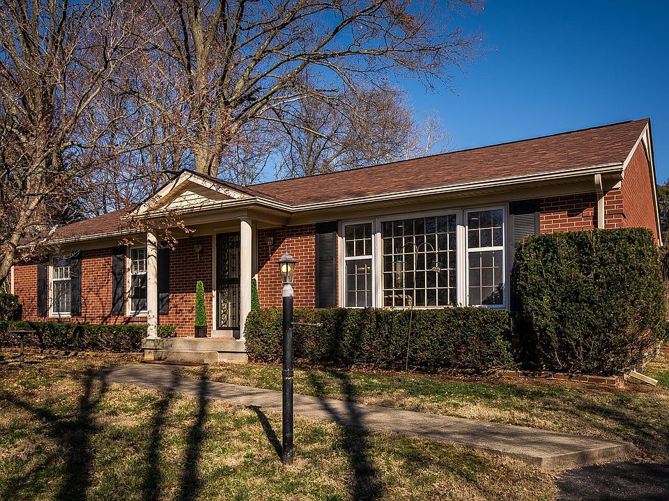 1st image of 211 Dunbar Pl