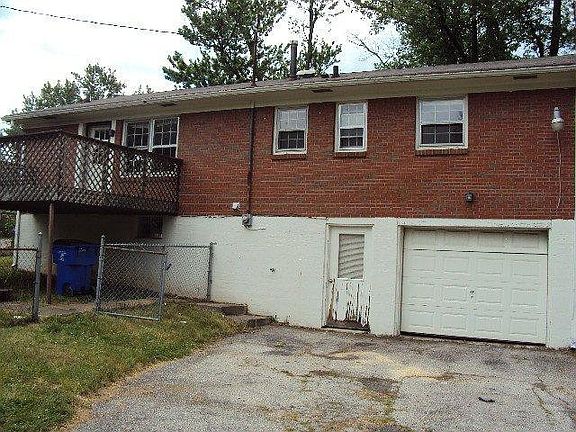 2nd image of 3416 Saybrook Dr