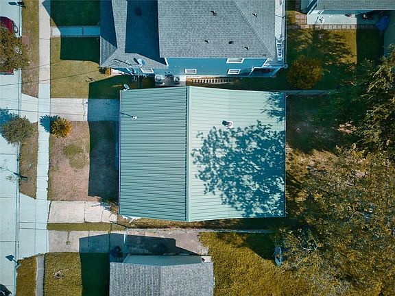 4th image of 5915 Pauline Dr