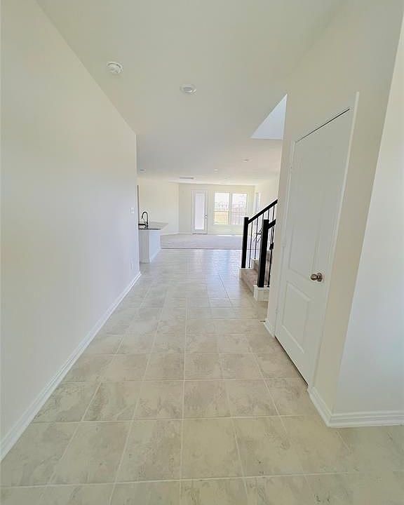 1st image of 4939 Hickory Deer Ln