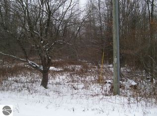 2715 W Sharon Rd SW, South Boardman, MI 49680