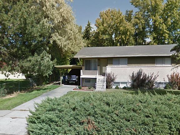 4th image of 1223 E Bonner Way