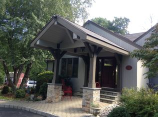 34 Morningside Dr N, Westport, CT 06880