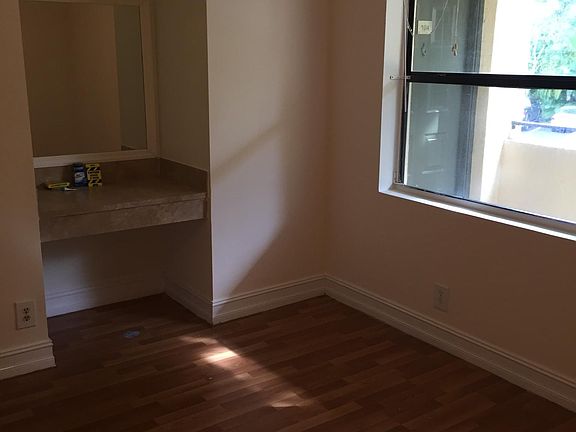5th image of 104-9999 Summerbreeze Dr Condo 104