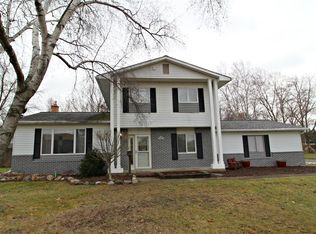 333 Terrace Dr, Flushing, MI 48433
