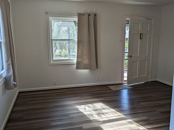 4th image of 577 Curtin Ln