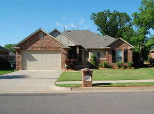 2013 Cedar Pointe Ln, Edmond, OK 73003
