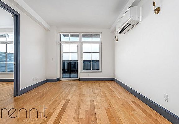 3rd image of 1430 Fulton St #10C