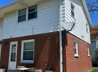 1302 E Seeley St #F, Milwaukee, WI 53207